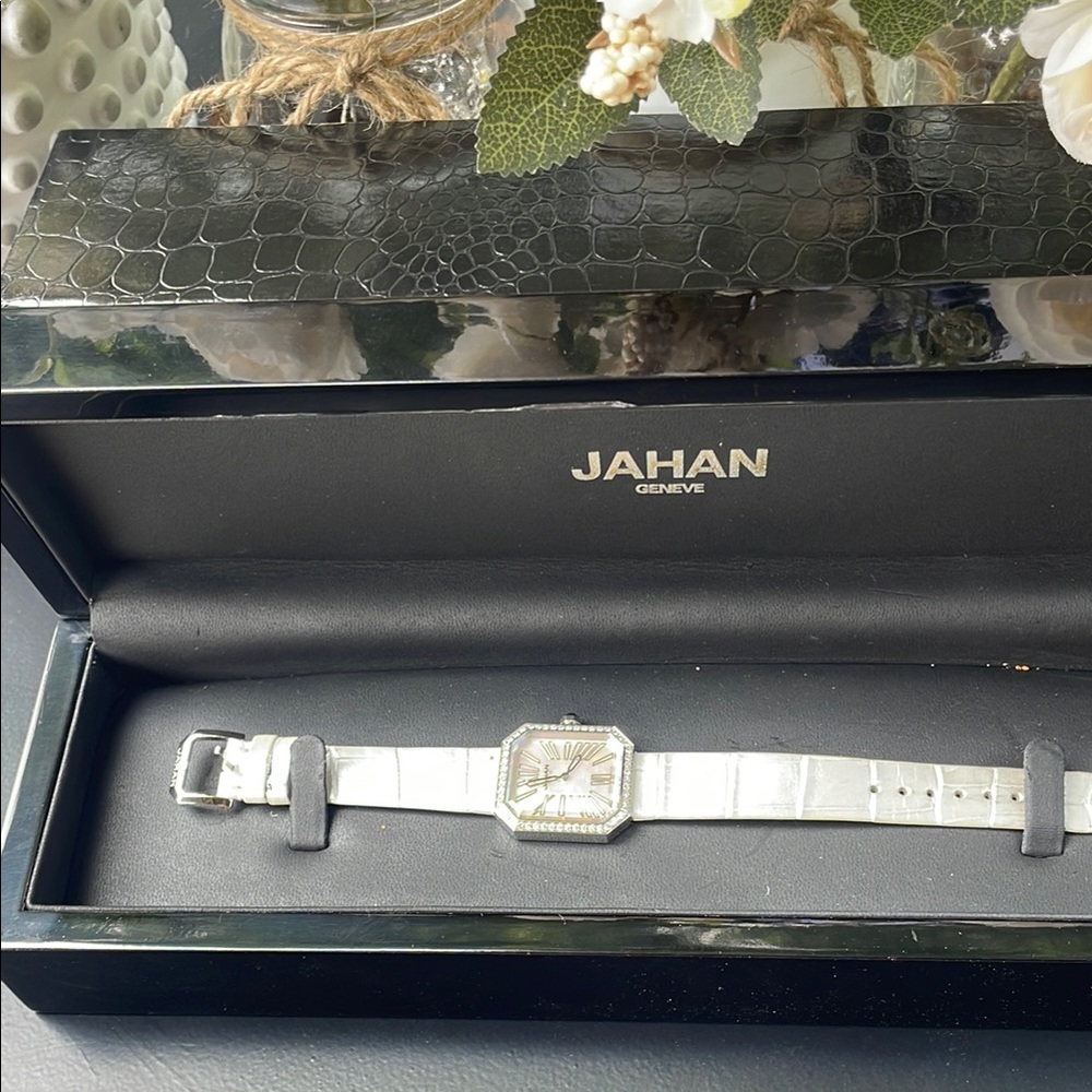 Jahan Silver Watch
